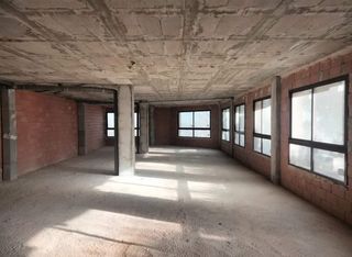 Geschäftsraum in Oliva Pueblo. Local comercial en oliva