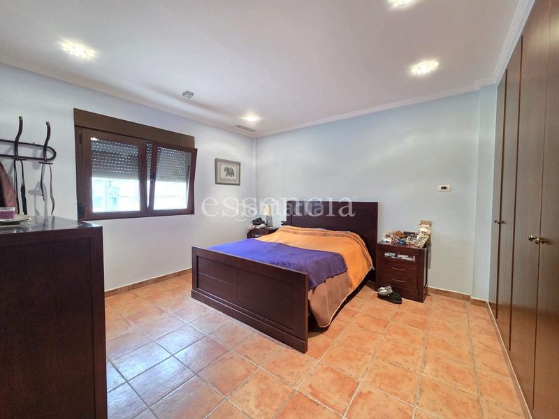 Foto 0296cc5b-345f-4637-9fcf-602f6e2d36b8. Casa amb aparcament a Terrateig