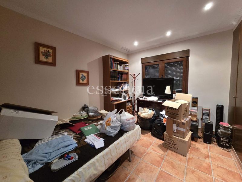 Foto 2fdd5953-6039-43e2-ae4b-215feb125c34. Casa amb aparcament a Terrateig