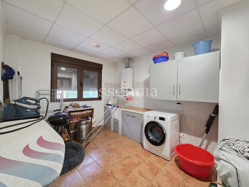 Foto 3bcb5a91-5787-437b-ad11-a8c72947054b. Casa amb aparcament a Terrateig