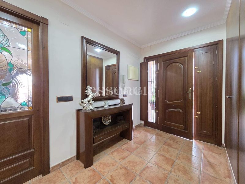Foto 3d6d5914-7632-447e-a5e6-2b063d403e22. Casa amb aparcament a Terrateig