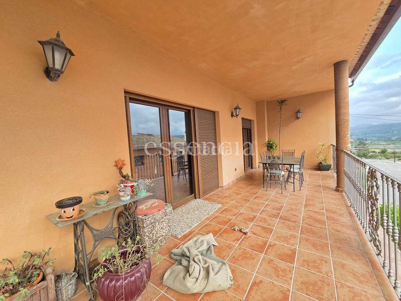 Foto 50a7487f-5ca1-43fb-bf84-241b975d3f72. Casa amb aparcament a Terrateig
