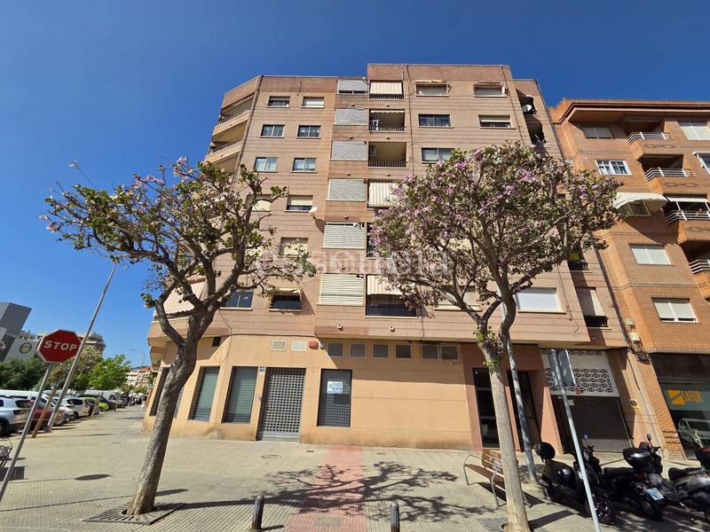 Foto 562e77de-6ea7-4d53-8952-4d1ab81c8250. Pis a Germaníes - Juzgados Gandia
