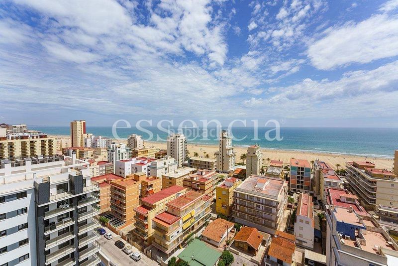 Foto f5bce641-66b9-4b5d-93f0-a693ec488c12. Pis a Plaza Elíptica - República Argentina Gandia