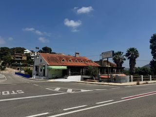Geschäftsraum in Urbanizaciones. Restaurante único en montepino  perfecto para restaurantes y eve
