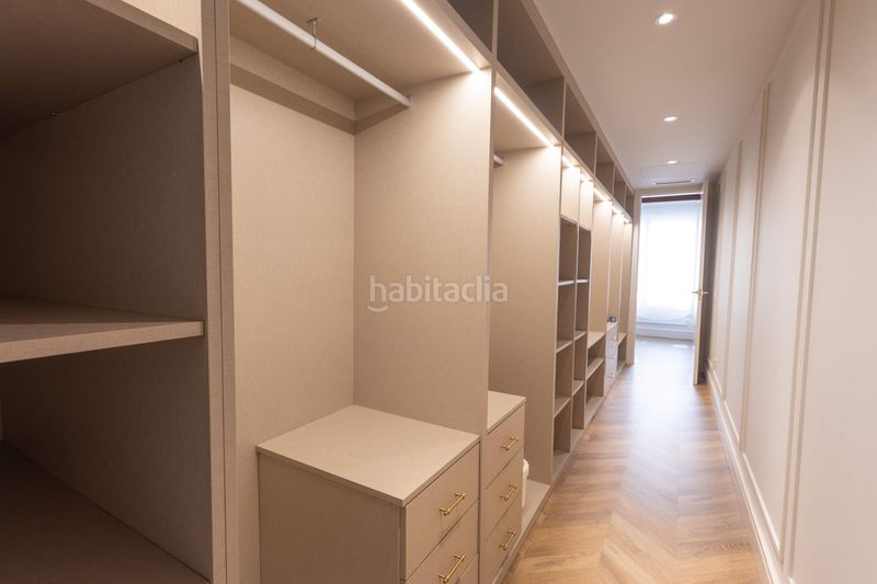 Foto 1f7c48f9-5467-48e7-b3c7-d14af5630fcd. Àtic amb calefacció a Centro Histórico Gandia