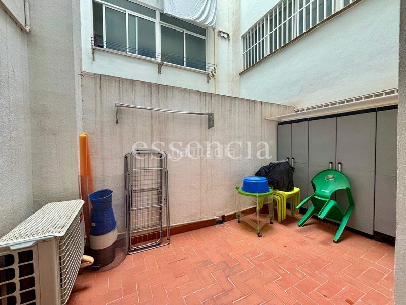 Foto 4a76381e-2d9e-423f-9348-ddf5ba678453. Pis a Centro Histórico Gandia