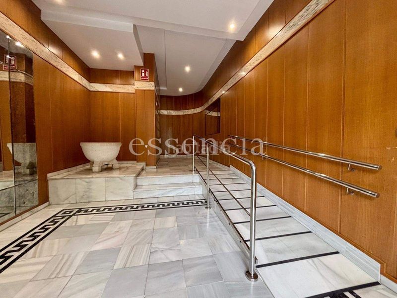 Foto fdf8e177-1d78-4f07-83b9-9876f91b0677. Pis a Centro Histórico Gandia