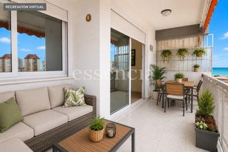 Apartament a Playa de Gandía. Apartamento en playa de gandia con vistas al mar