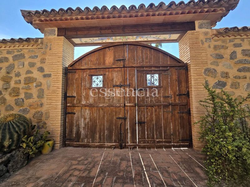 Foto 1aaac5d5-0fe5-47b3-8367-5d200d044b44. Casa amb aparcament a Alfauir