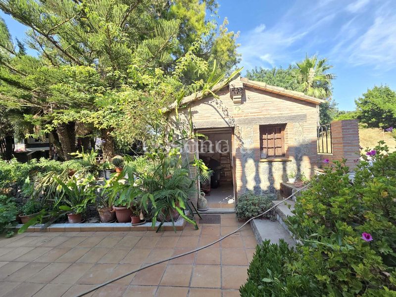 Foto 4f13bcee-a90a-4846-a5d5-1359e7953530. Casa amb aparcament a Alfauir