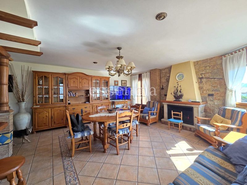 Foto 5d902aa8-bf37-4c3c-a544-037f873317f5. Casa amb aparcament a Alfauir
