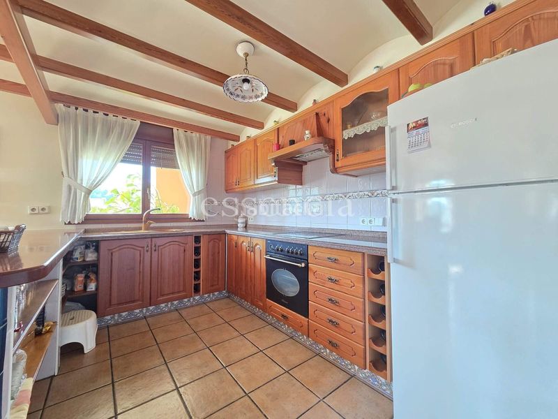 Foto bfdf2972-520c-4142-a21f-21dd6fe264dd. Casa amb aparcament a Alfauir