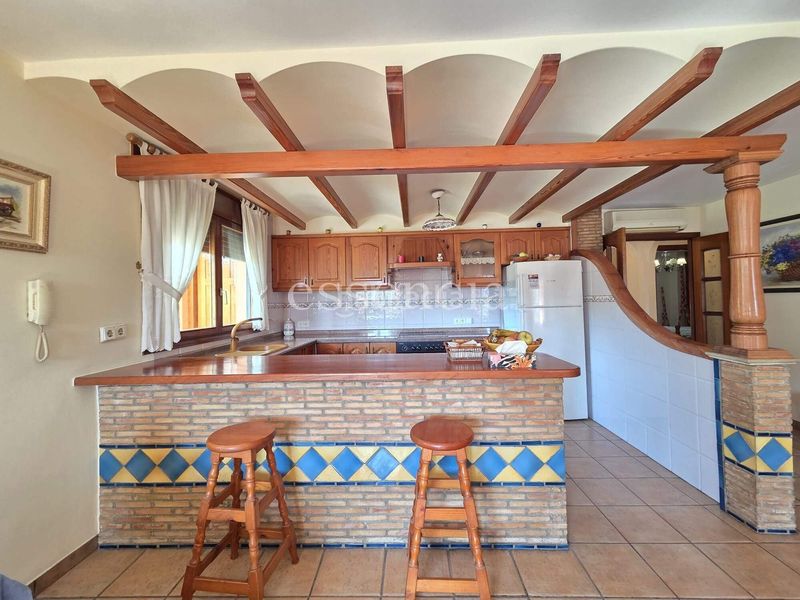 Foto e0b8c4a8-0bdb-49d4-90d8-fb214b5ce90d. Casa amb aparcament a Alfauir
