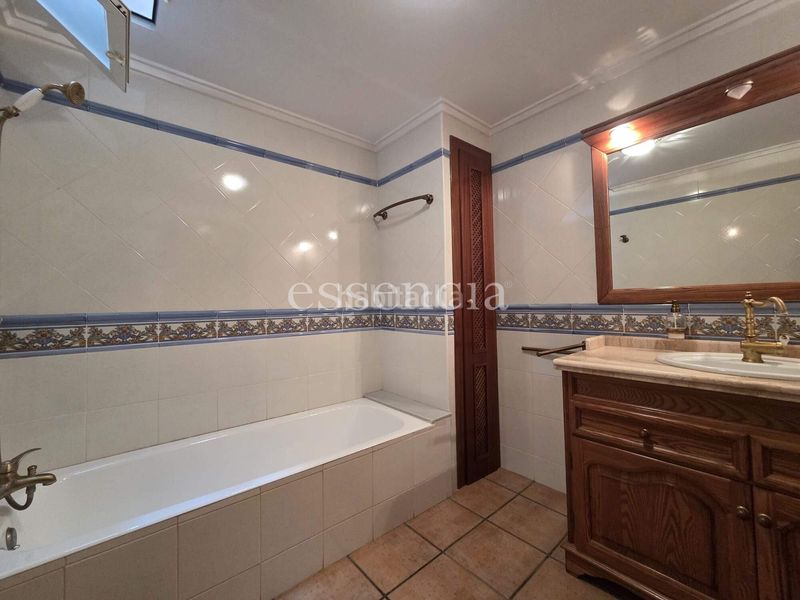 Foto f0cf5d19-c727-43f0-abc1-6b1be0de5daf. Casa amb aparcament a Alfauir