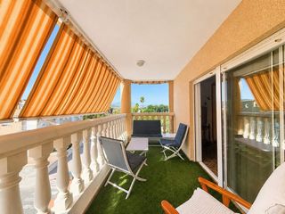 Appartement à Miramar. Apartamento de 3 habitaciones con gran terraza, garaje y piscina
