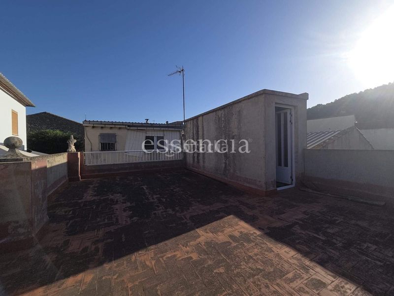 Foto a377e6b7-7e4e-435d-b064-5f72b86a3e1a. Casa amb aparcament a Alfauir