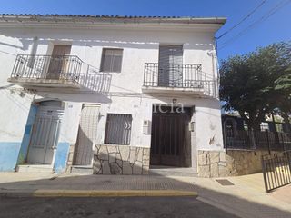 Casa a Alfauir. Gran casa con infinitas posibilidades