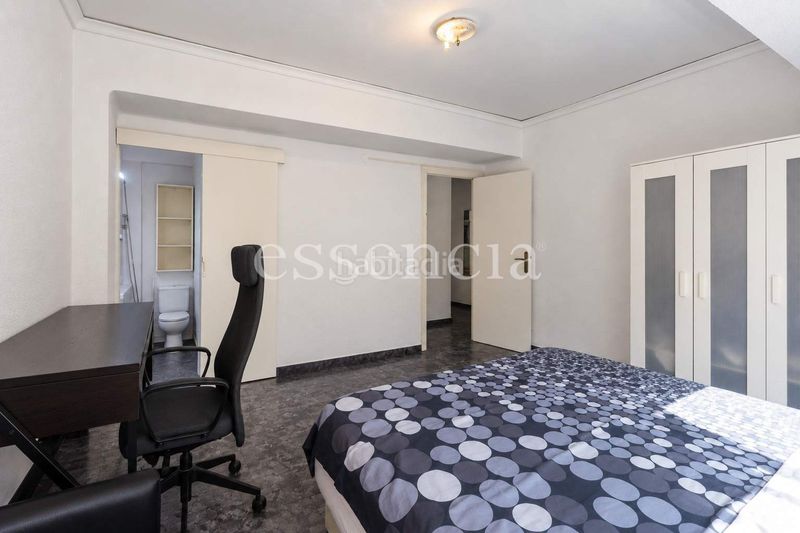Foto edc2de4d-a622-4802-9da4-18e9da698d10. Pis a Plaza Elíptica - República Argentina Gandia