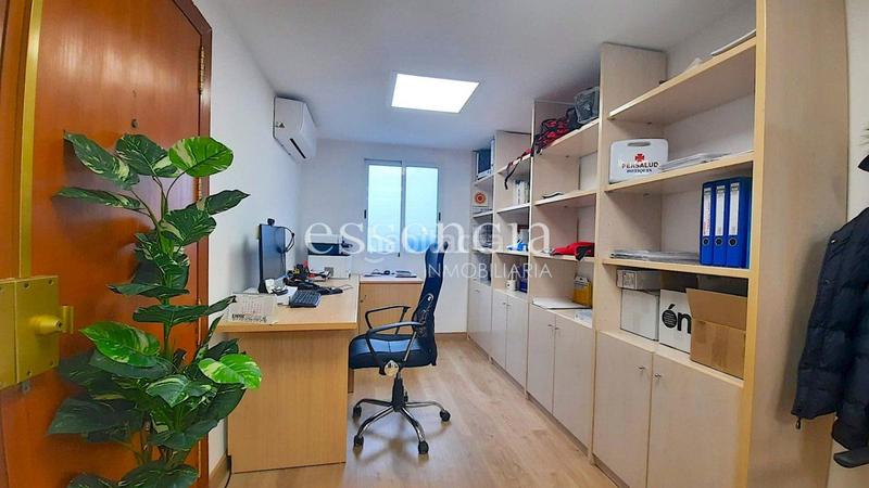 Foto 08650a4c-8cf9-4ad7-a660-574b7d37575d. Local comercial a Centro Histórico Gandia