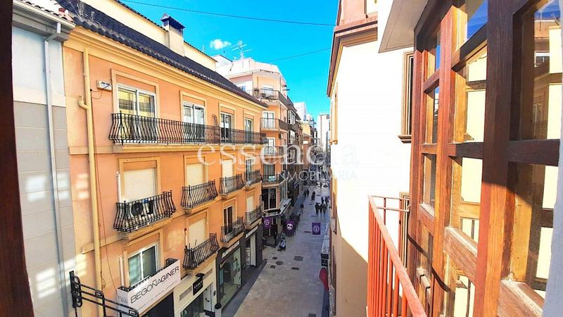 Foto 4bd07c88-2ba5-40a3-8af9-3da930f8c0aa. Local commercial dans Centro Histórico Gandia