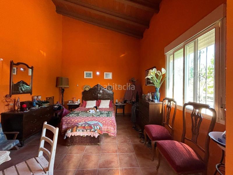 Foto 00ba485e-bfdc-4567-a335-59df8b5fb5c7. Xalet amb aparcament a Benicolet