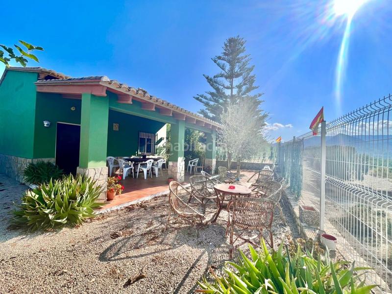 Foto 034e8330-2800-4dcb-8586-d784bd9384f0. Xalet amb aparcament a Benicolet