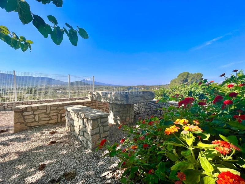 Foto 2fbbfe57-8abe-43c6-8517-dd32371cdecb. Xalet amb aparcament a Benicolet