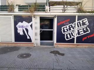 Geschäftsraum in Playa de Gandía. Descubre local comercial en edificio bitácora de 94m