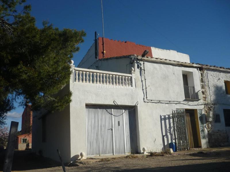 Foto c0f0dff4-6095-4a9d-b0f2-f67965d93728. Mas avec parking dans Sierra Engarcerán