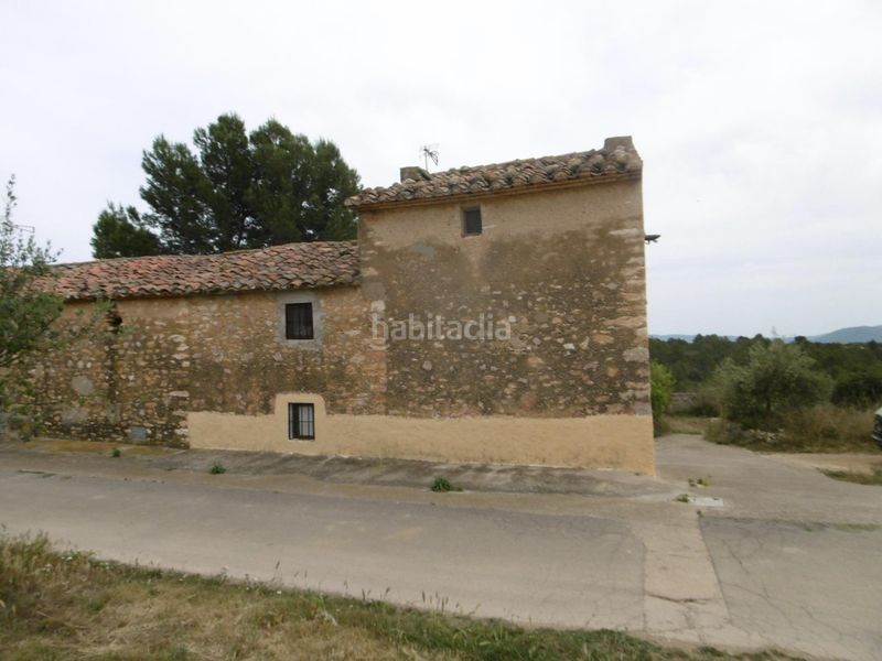 Foto 0b250d7a-985b-448c-8b37-997ed291eb10. Masia amb calefacció a Sierra Engarcerán