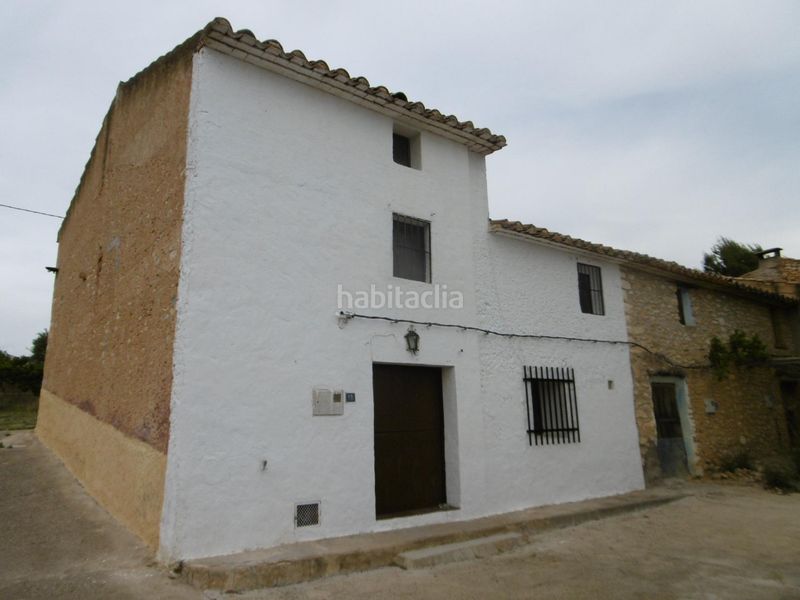 Foto c72f2dfa-e678-4376-85c8-04e5225cf8a4. Masia amb calefacció a Sierra Engarcerán