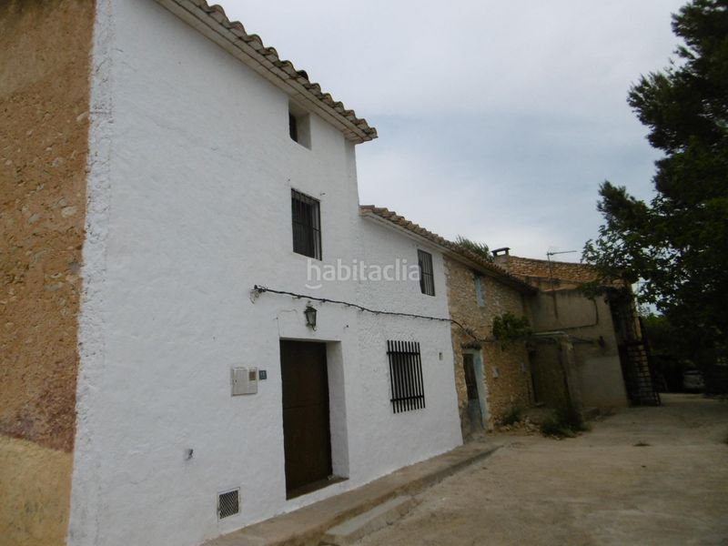 Foto c84a93f1-412f-4a83-a30e-218cdfa536b9. Masia amb calefacció a Sierra Engarcerán