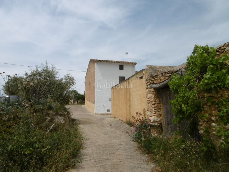 Foto db7fe4d4-5ca6-47a1-8be6-abbecf42e3cd. Masia a Sierra Engarcerán