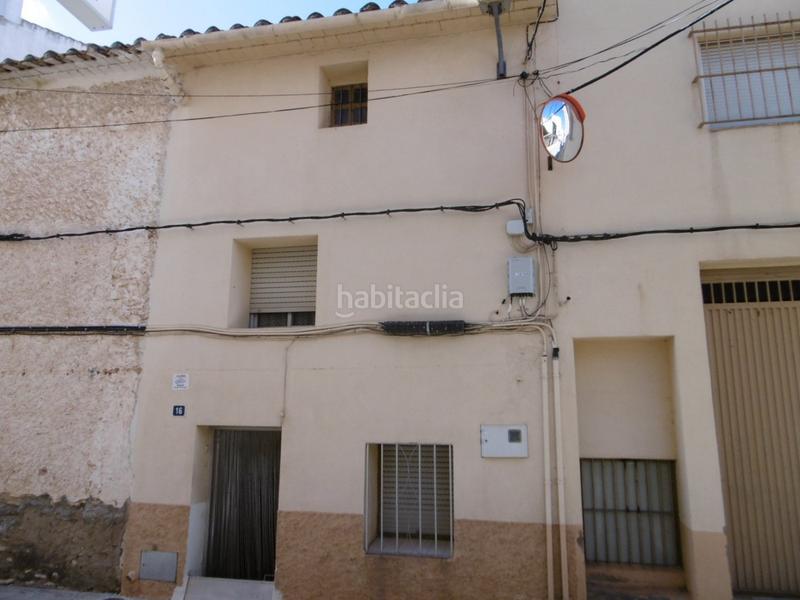Foto 375ec950-20c1-4b43-a398-74e9e7dbe0d8. Casa  centrica con patio en Vall d´Alba