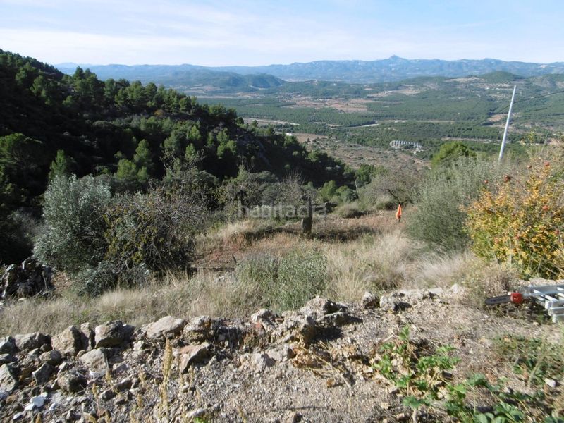 Foto 02df2c24-0f0b-4fd0-9ed0-3f579883901d. Masia amb aparcament a Sierra Engarcerán