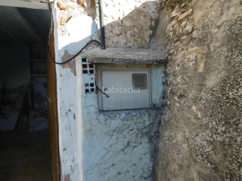 Foto 806b7f81-d8aa-404d-93f2-d0d8e3db88fe. Masia amb aparcament a Sierra Engarcerán