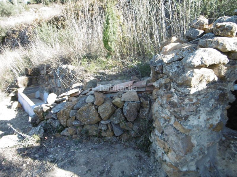 Foto d4d0be55-c0f8-43af-bcfb-656f1ec1f4b2. Masia amb aparcament a Sierra Engarcerán