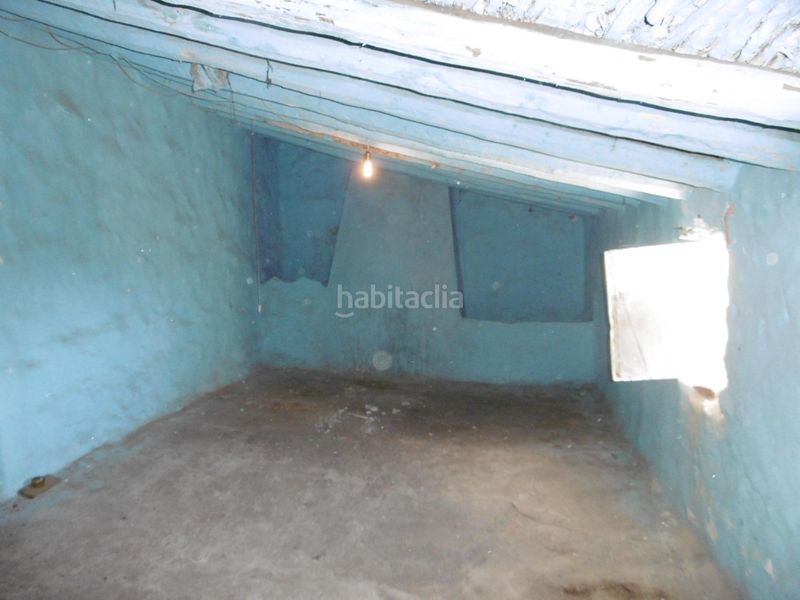 Foto e96b9914-158e-4873-8844-e64a9a8e3827. Masia amb aparcament a Sierra Engarcerán