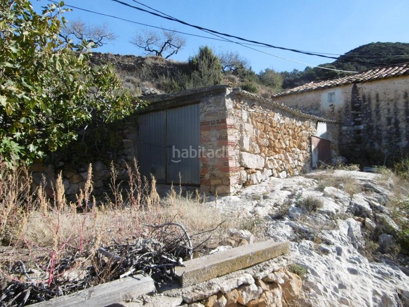 Foto f469ce9c-c318-4743-9529-cf7122b7cdd1. Masia amb aparcament a Sierra Engarcerán