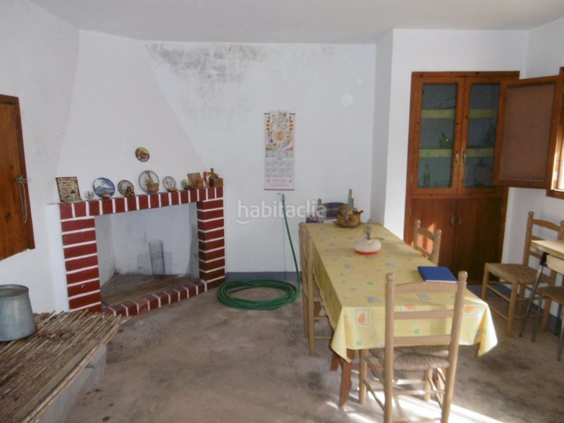 Foto 2f57fff1-5ed0-4dc3-9f15-9b75cb5b4b6b. Masia a Useres (les)