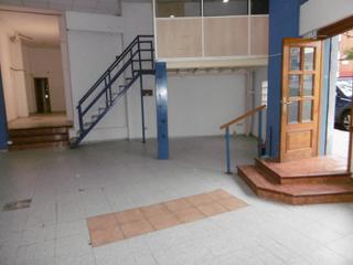 Location Local commercial à Plaza Donoso Cortés - Avenida Magdalena. Local comercial con oficina zona cortes ingles