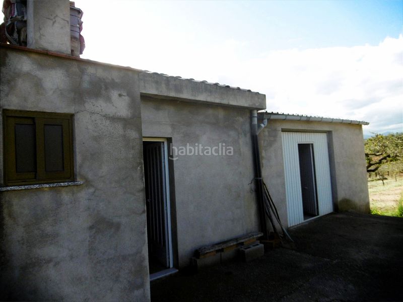 Foto e18b628c-ab7b-4da2-ae61-db905eba55cb. Masia amb aparcament a Useres (les)