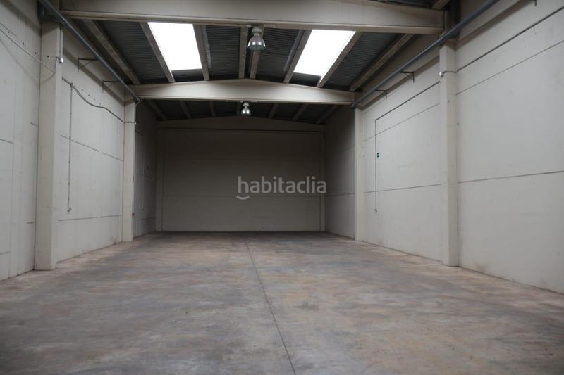 Foto 539efe22-b087-4a47-a7a9-9b439b84bee0. Alquiler nave industrial nave en alquiler poligono vall dalba en Vall d´Alba