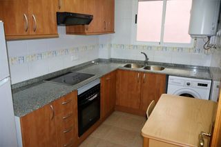 Etagenwohnung  Calle alcalde dámaso vidal. Piso amplio en venta con trastero