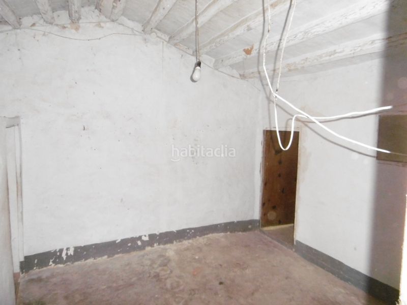 Foto bebbca2d-4539-4fa7-9fb0-373ca0c36440. Masia a Sierra Engarcerán