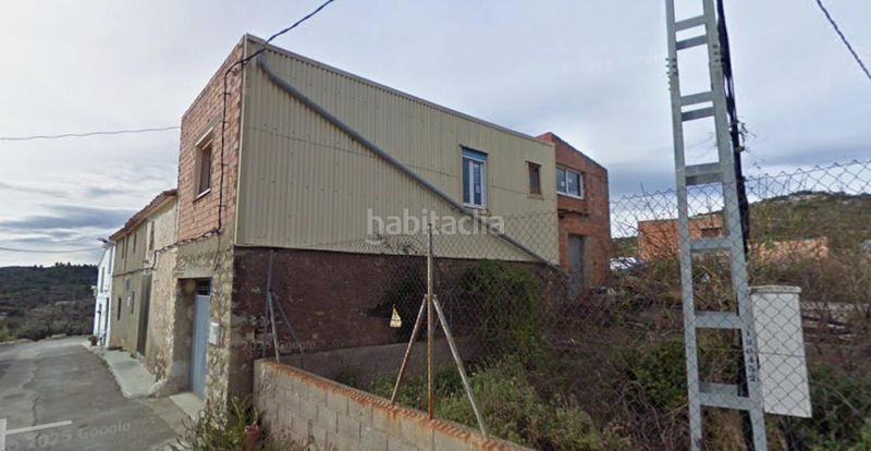 Foto c567d8b4-6c73-45df-92ff-74a4108ae004. Masia a Sierra Engarcerán