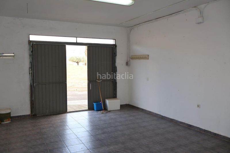 Foto 8f2c036b-8b0b-4b73-a004-a8a77a57983a. Pis amb aparcament a Vall d´Alba