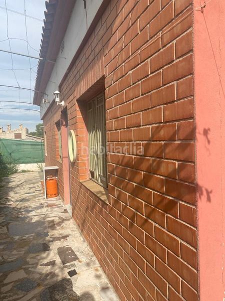 Foto 0bcd111f-a47e-43bb-9f0b-07e6407e0eb7. Xalet amb piscina a Pobla Tornesa (la)