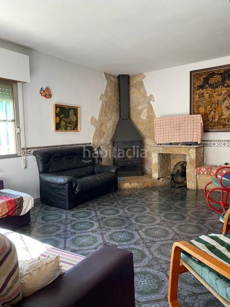 Foto 111f842c-0af1-4f16-aefe-fdcac86815de. Xalet amb piscina a Pobla Tornesa (la)